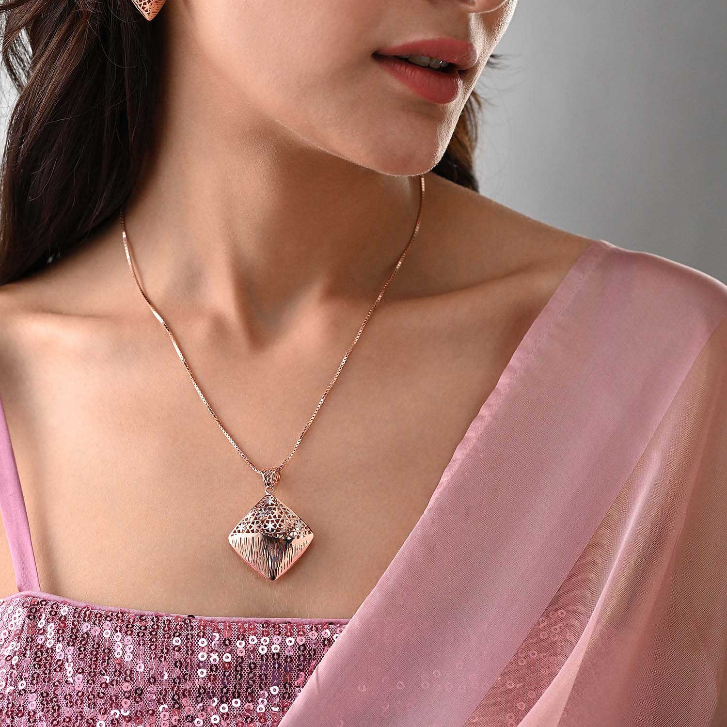 Aks Gold Plated 925 Silver Pendant & Earring Set